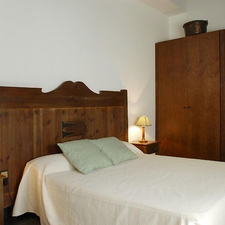 אריסטה Apartamentos Linsoles מראה חיצוני תמונה
