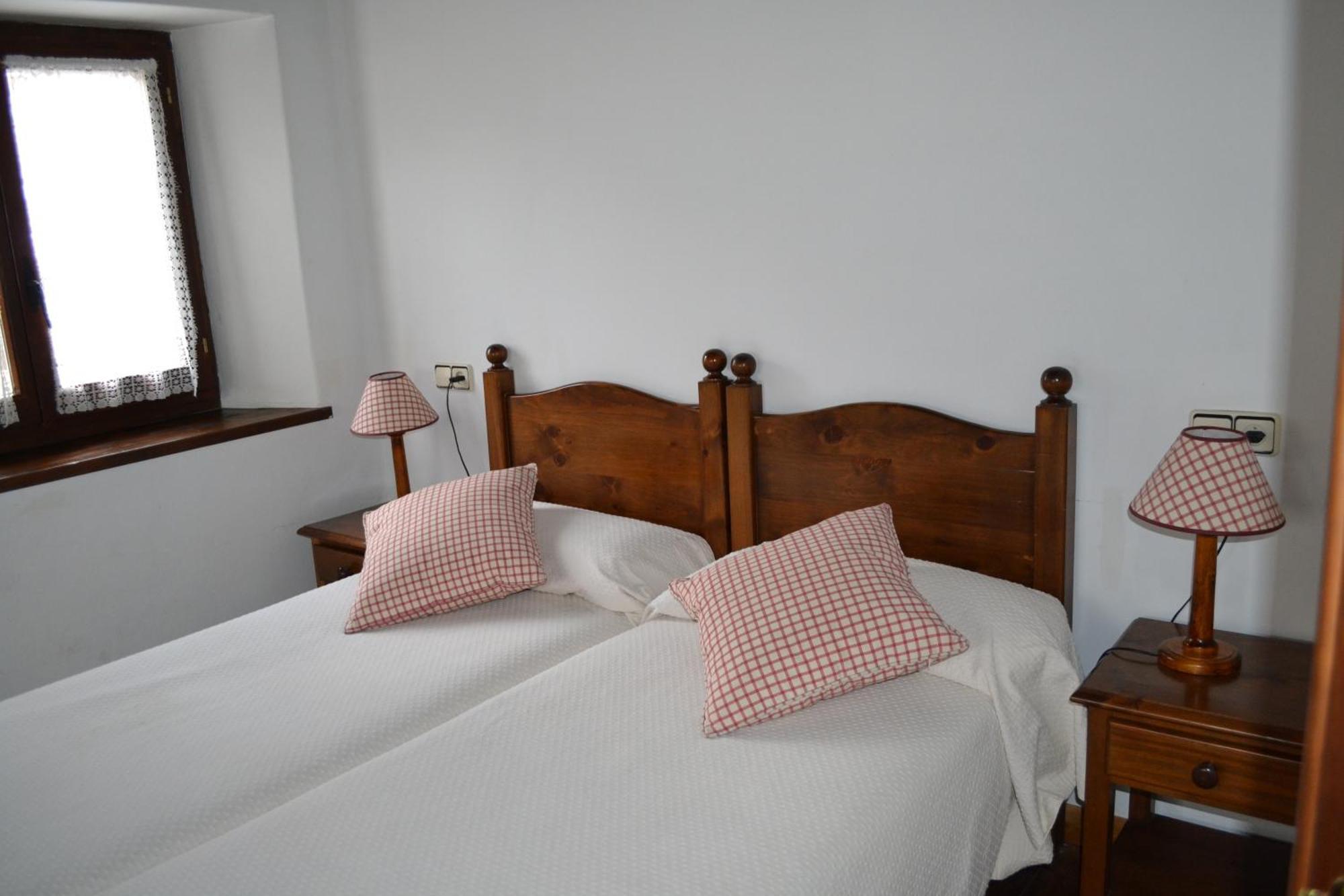 אריסטה Apartamentos Linsoles מראה חיצוני תמונה