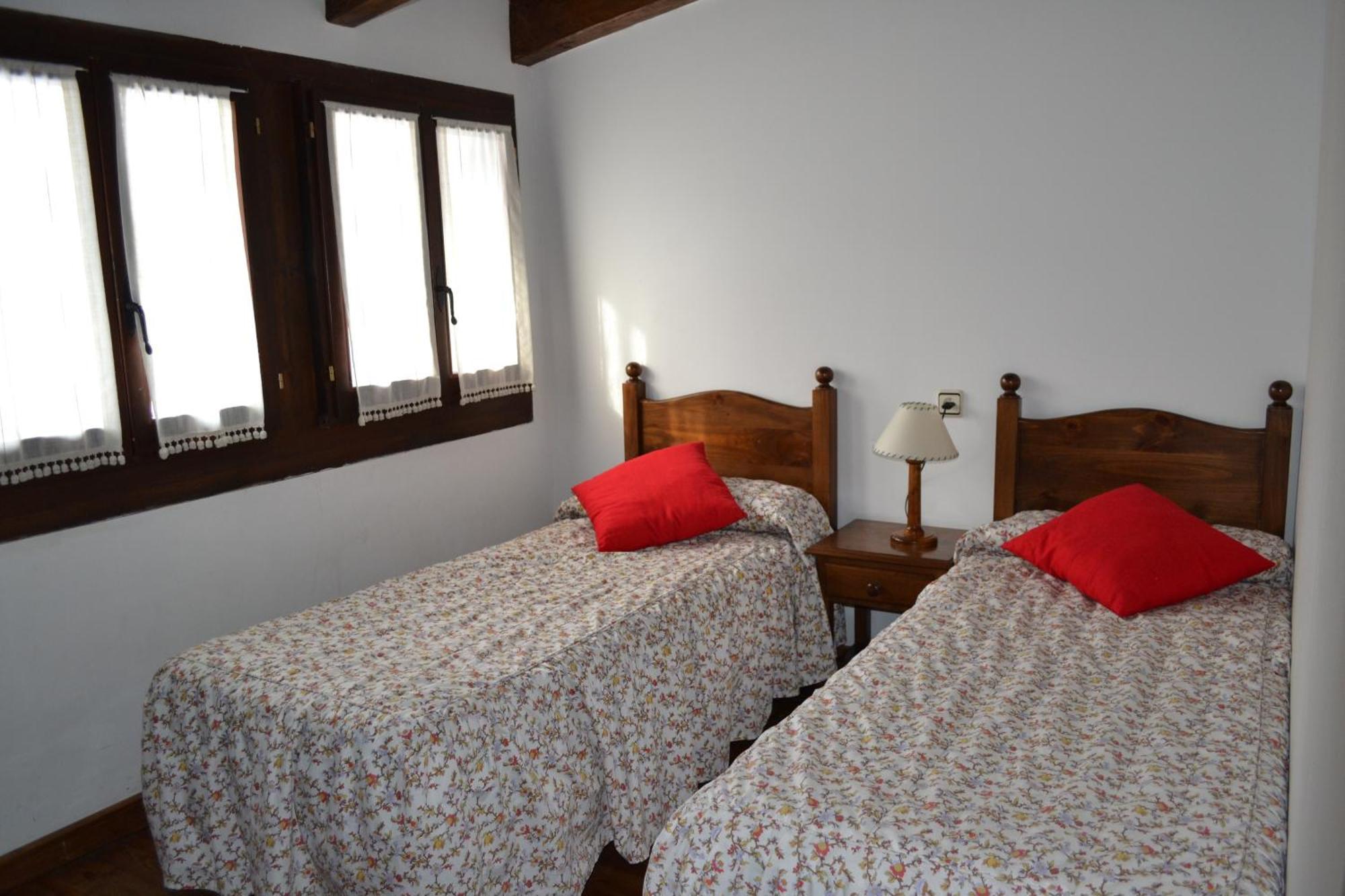 אריסטה Apartamentos Linsoles מראה חיצוני תמונה
